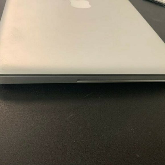 Apple MacBook Pro 13" Late 2008 Core 2 Duo P7350@2.00 GHz 4GB RAM 160GB SSD HD - Picture 3 of 7